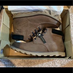 14 SOREL moc toe chukka boot waterproof